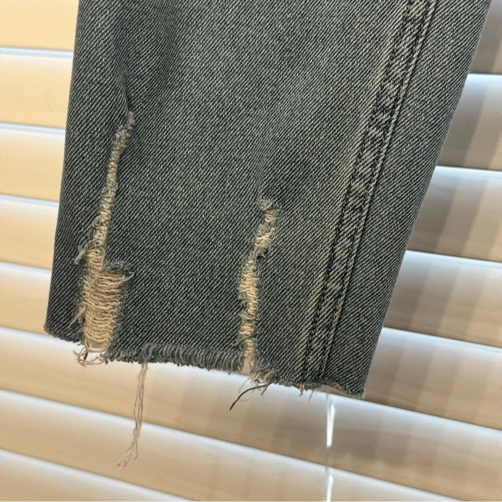 Hollister bundle items
